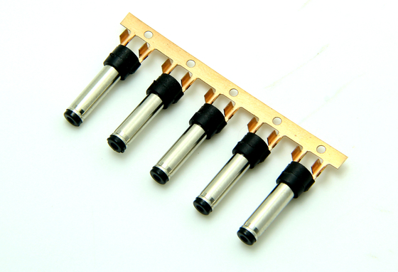 Fábrica Direct DC Plug Tuning Fork 2.35-2.5 Tuning Fork Plug Audio Conector eletrônico