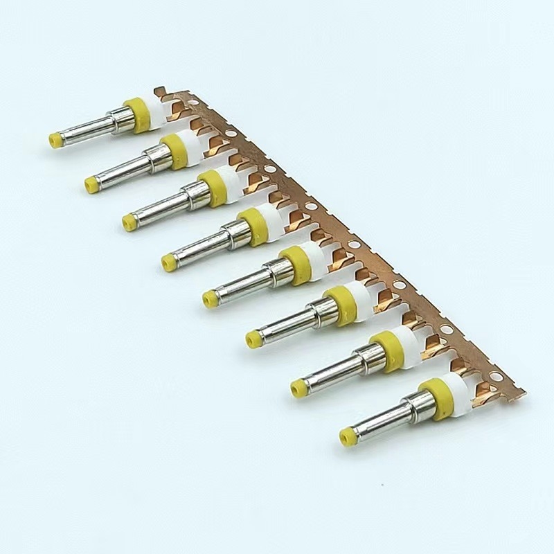 Fábrica Direct DC Plug Tuning Fork 2.35-2.5 Tuning Fork Plug Audio Conector eletrônico